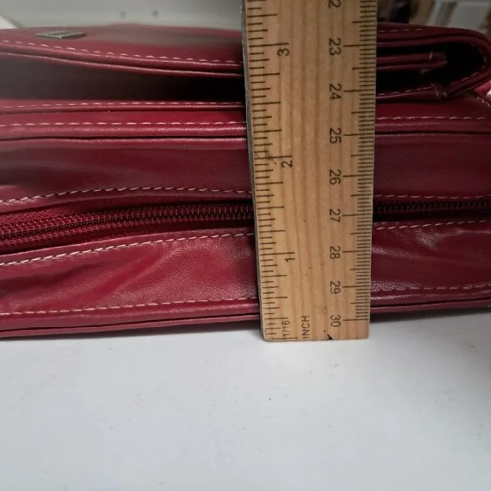 Franklin Covey Red Zip Planner Binder Briefcase Handles 7 ring organizer inserts